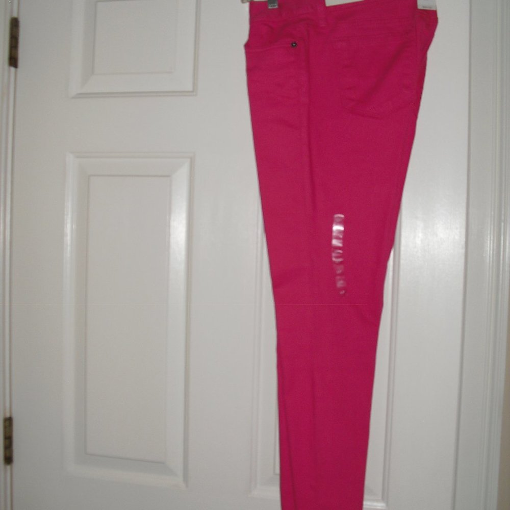 LOFT - Modern Skinny PINK Jeans - NWT - NEW - Size 4P
